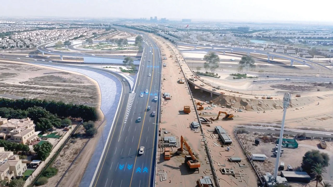 تسهيل الحركة المرورية.. افتتاح جسر جديد لتطوير تقاطعات شارع القدرة في دبي